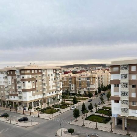 Apartamento Experience De Luxe Ultime / Parking / Restaurant / Cafe / Carrefour Uchda  Exterior foto