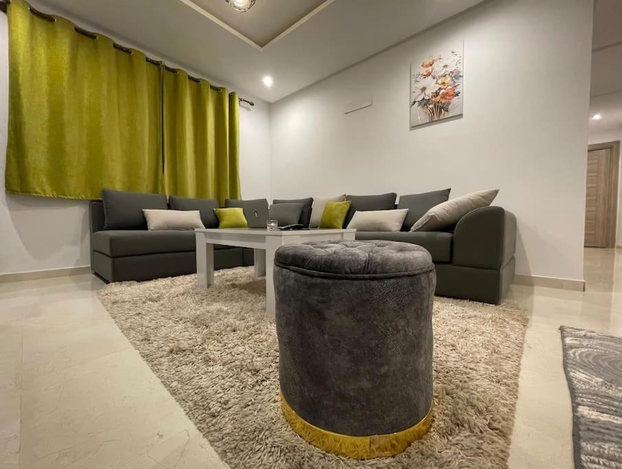 Apartamento Experience De Luxe Ultime / Parking / Restaurant / Cafe / Carrefour Uchda  Exterior foto
